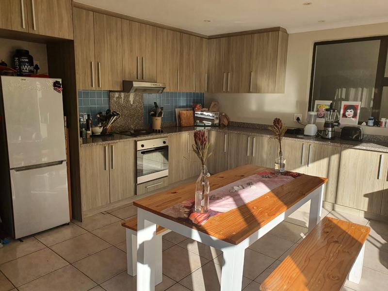 To Let 4 Bedroom Property for Rent in University Estate Western Cape